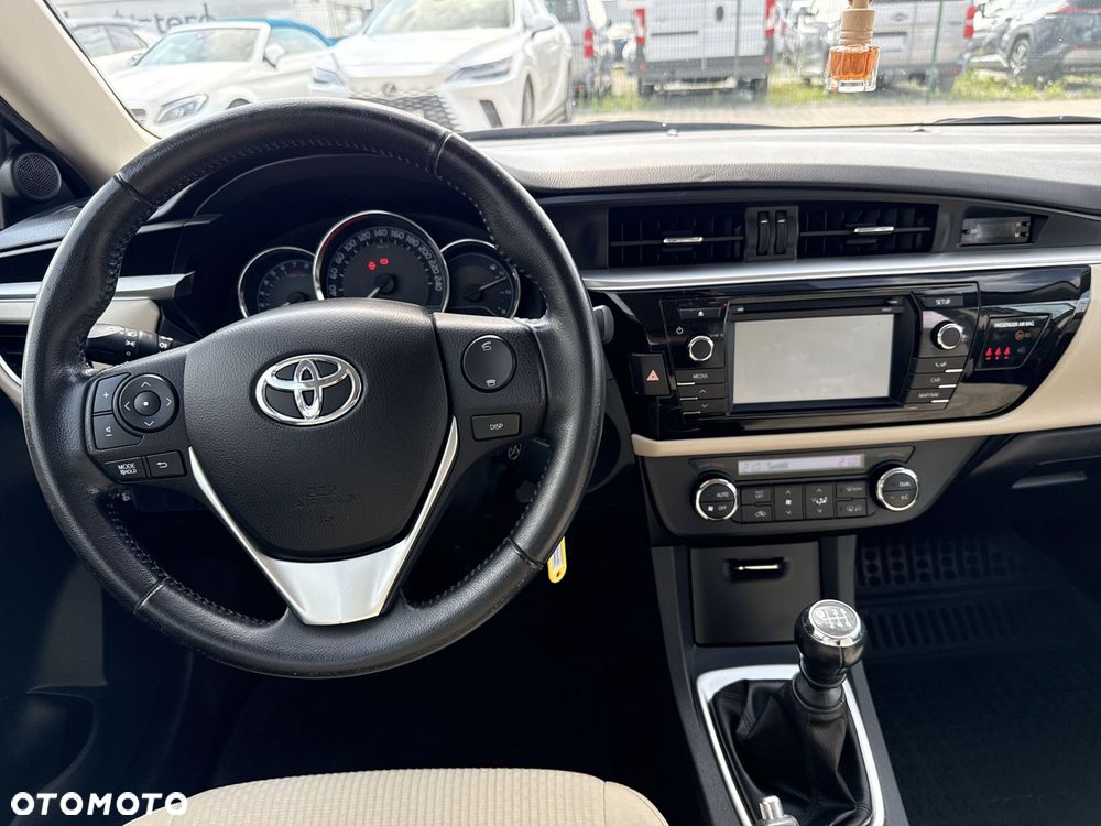 Toyota Corolla 1.6 Premium EU6 - 10