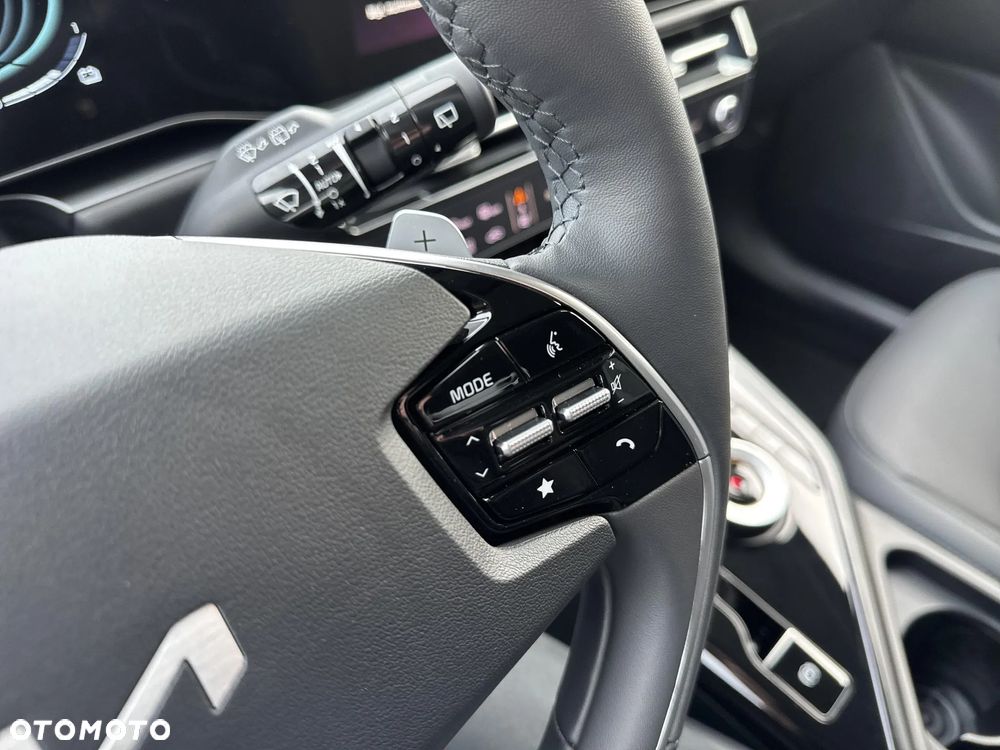 Kia Niro 1.6 GDI Hybrid L - 10