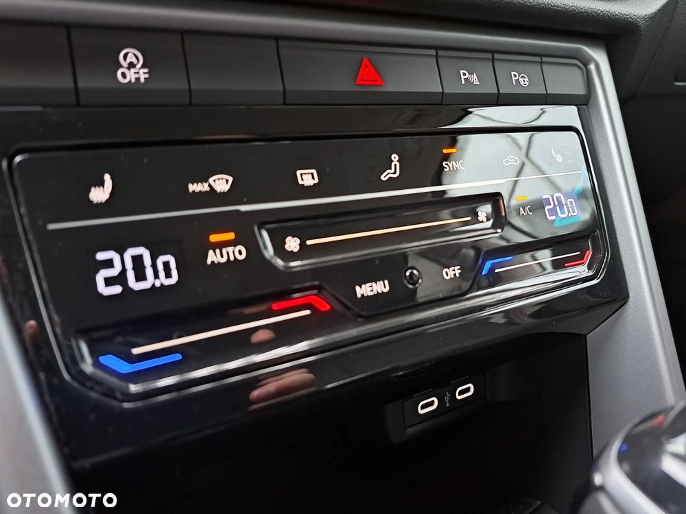 Volkswagen T-Roc 1.5 TSI Life Plus DSG - 26