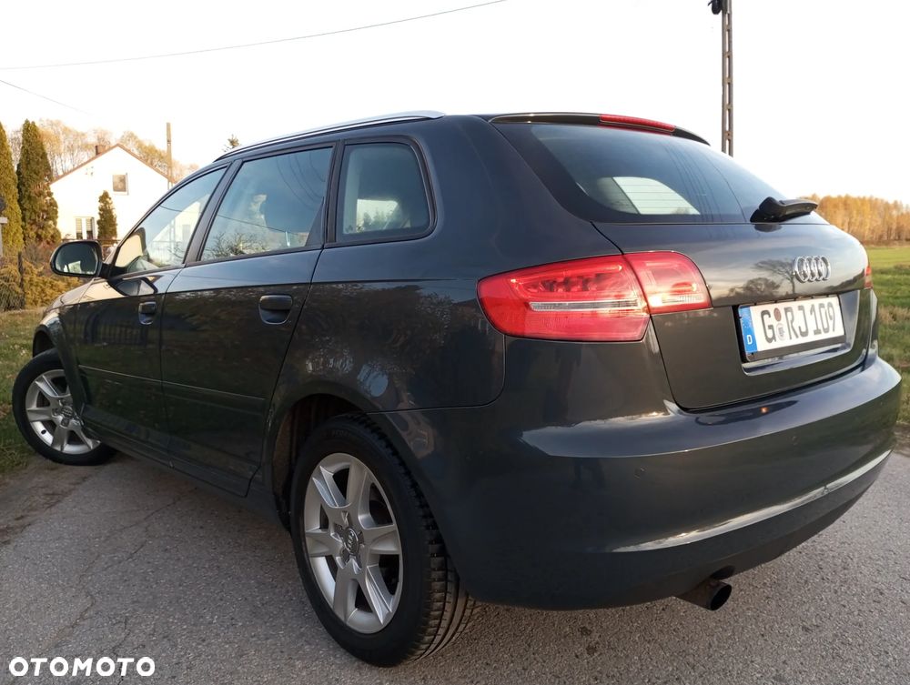 Audi A3 Sportback - 4