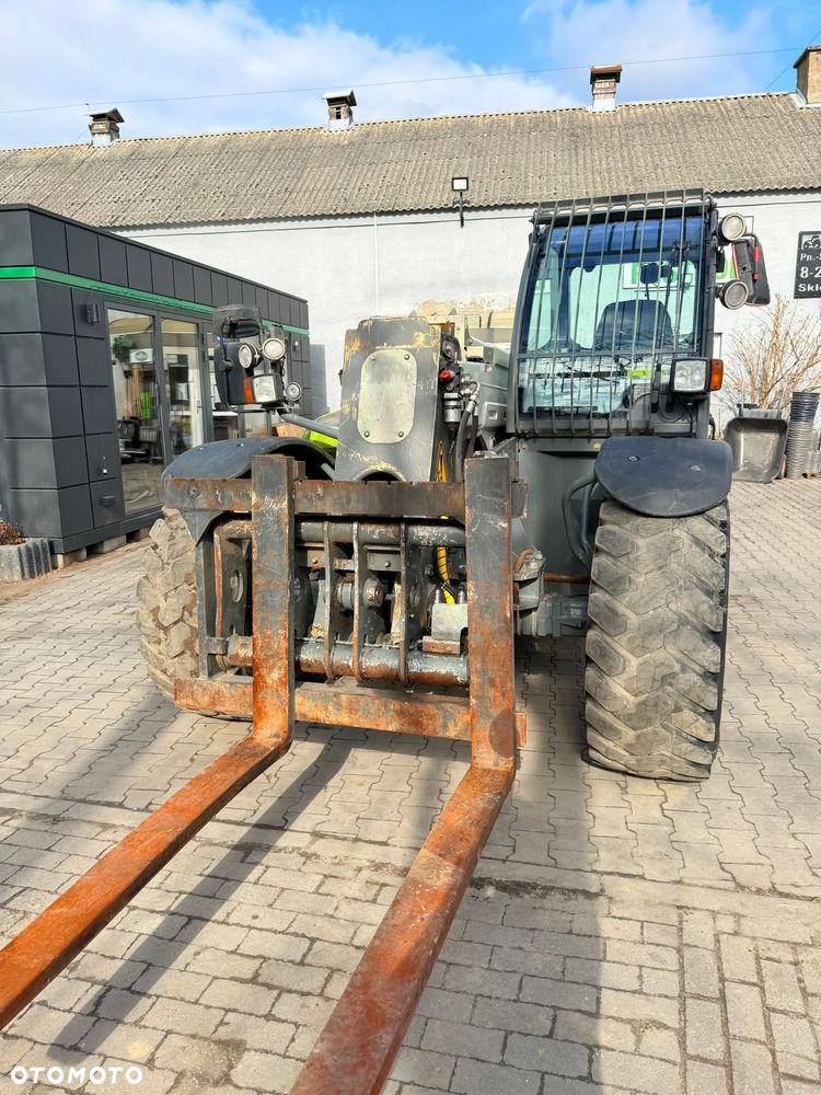 Claas Scorpion 7040 Varipower - 7