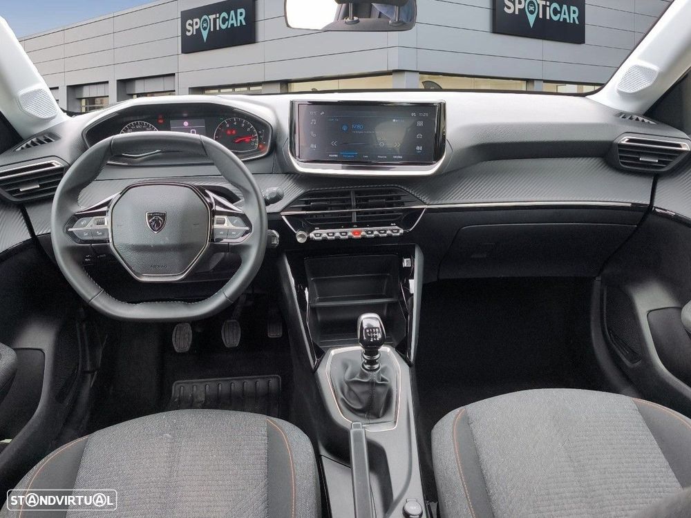 Peugeot 208 1.2 PureTech SE Style - 9