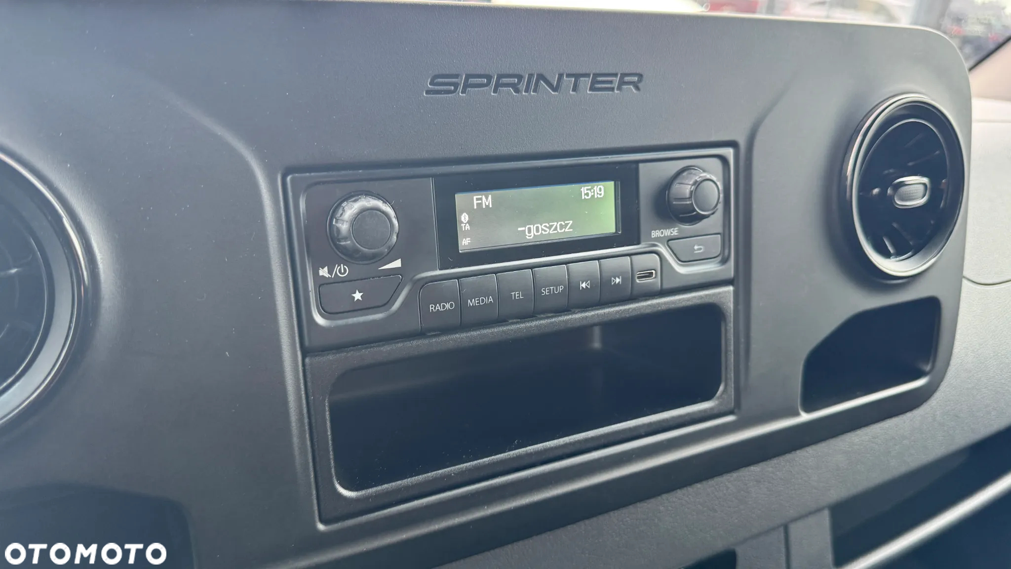 Mercedes-Benz Sprinter - 18