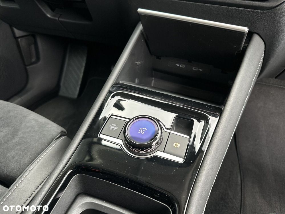 Volkswagen Tiguan - 25
