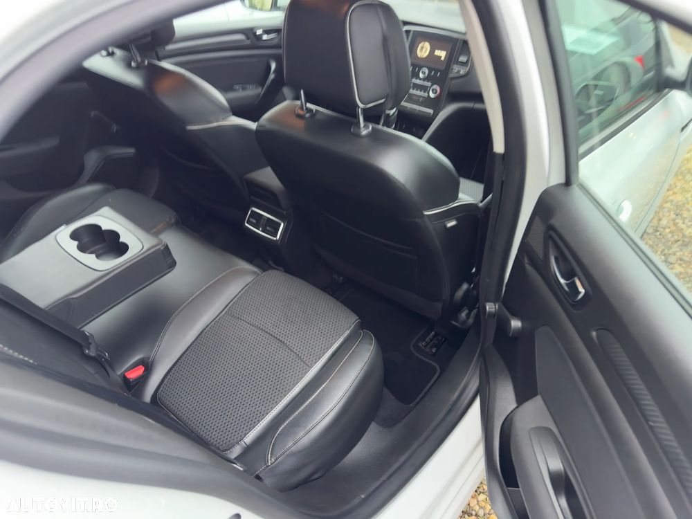 Renault Megane BLUE dCi 115 ZEN - 22