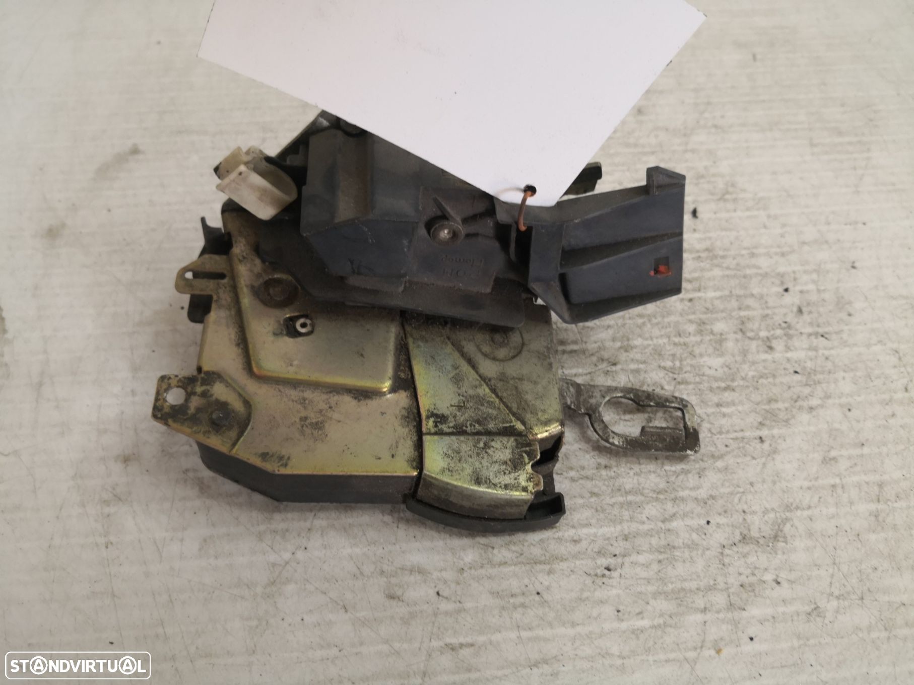Fecho Da Porta Frente Esq Bmw 3 (E36) - 1