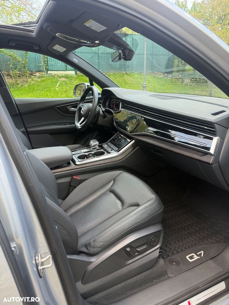 Audi Q7 55 TFSI quattro Tiptronic S line - 9
