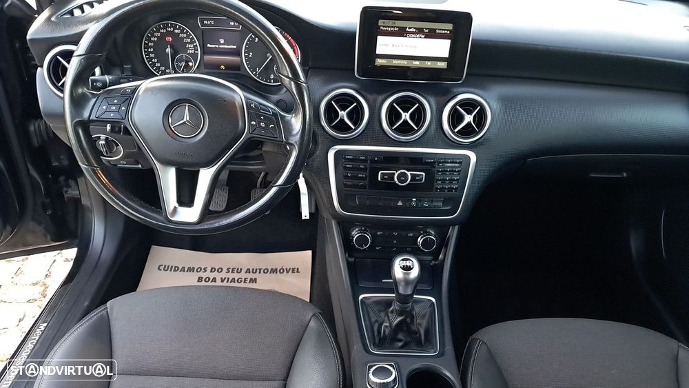 Mercedes-Benz A 180 CDI (BlueEFFICIENCY) Urban - 28