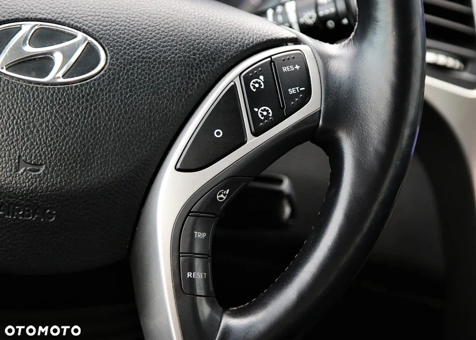 Hyundai i30 1.6 GDI Premium - 18