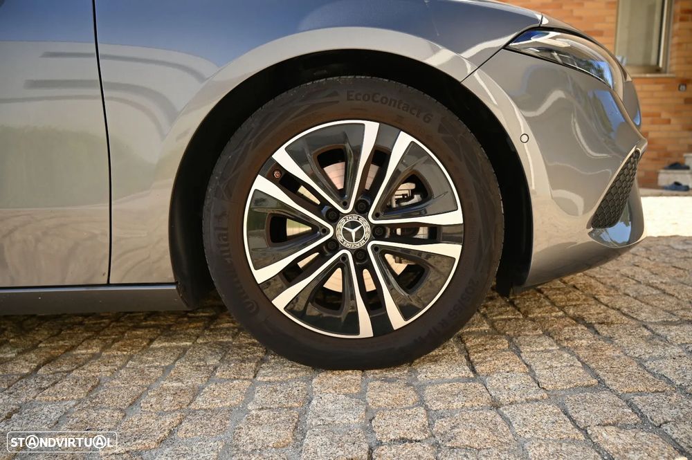 Mercedes-Benz A 200 Standard - 43