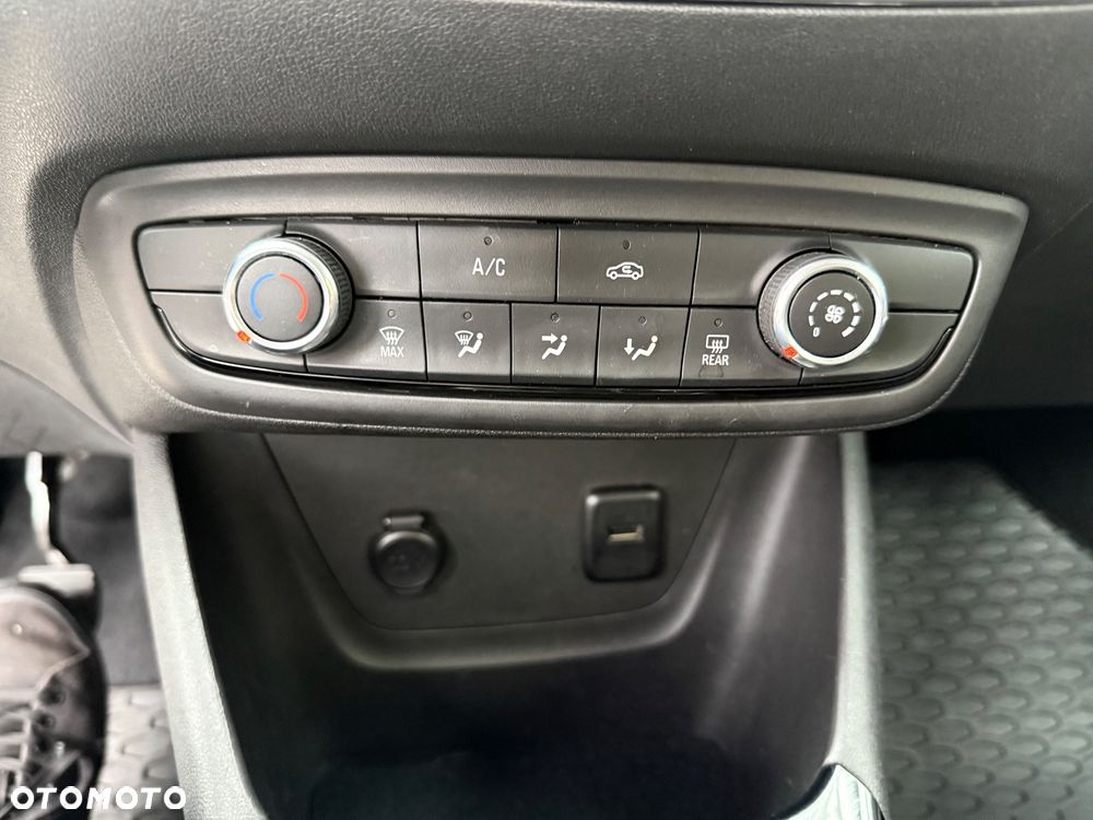Opel Crossland X - 23