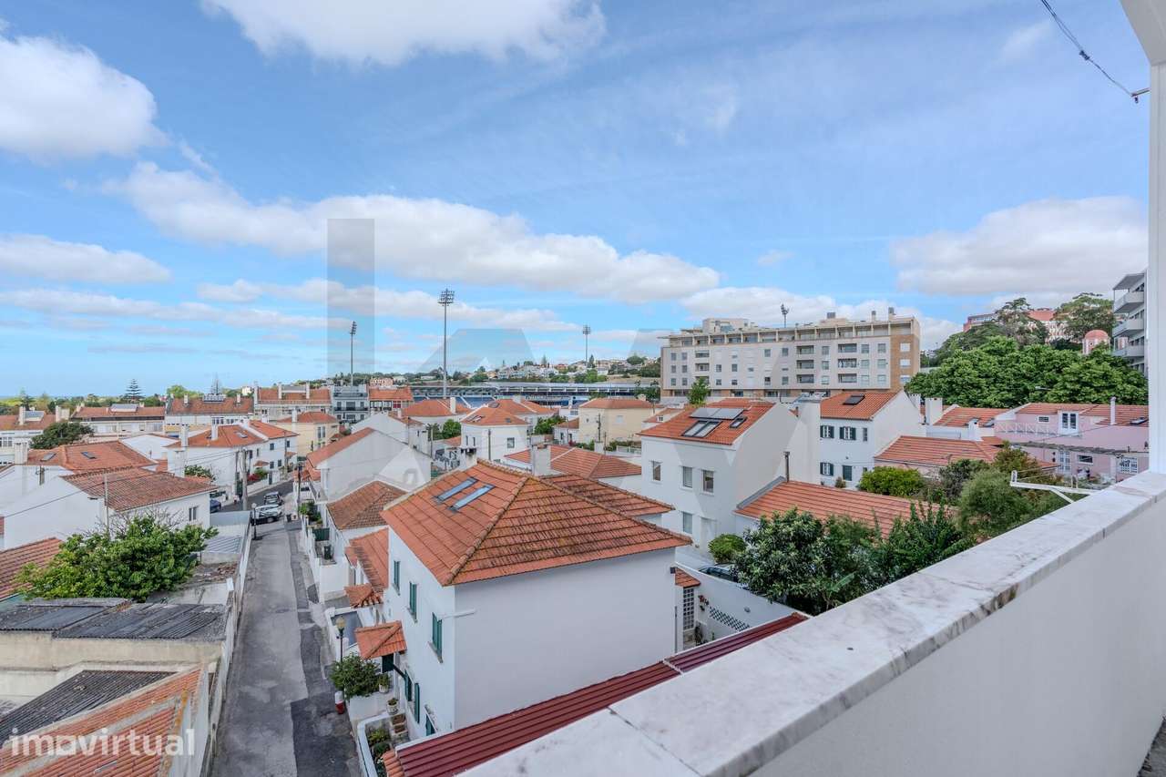 Apartamento T2 renovado com varanda e vista Rio, em Belém, Lisboa - Grande imagem: 4/37