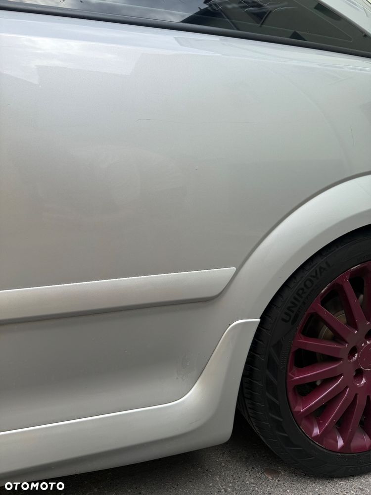 Opel Astra 2.0 Turbo Cosmo - 17