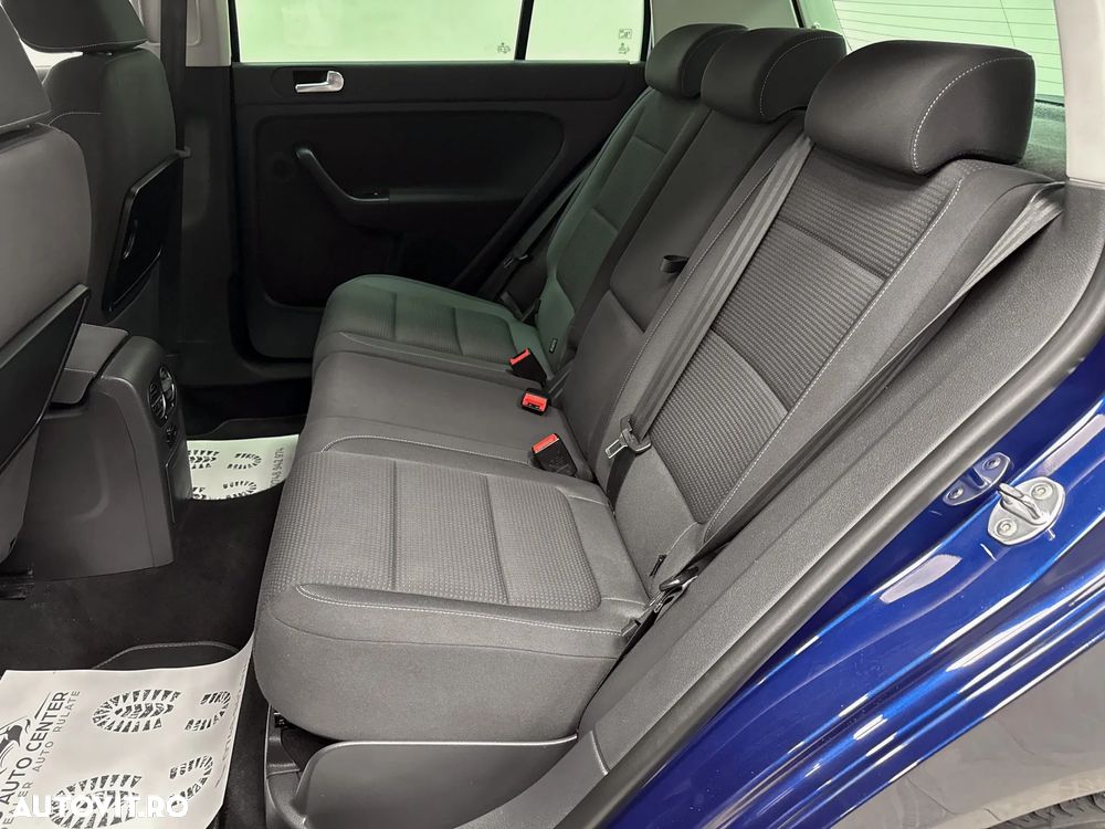 Volkswagen Golf Plus 1.6 TDI DPF BlueMotion Technology Team - 19