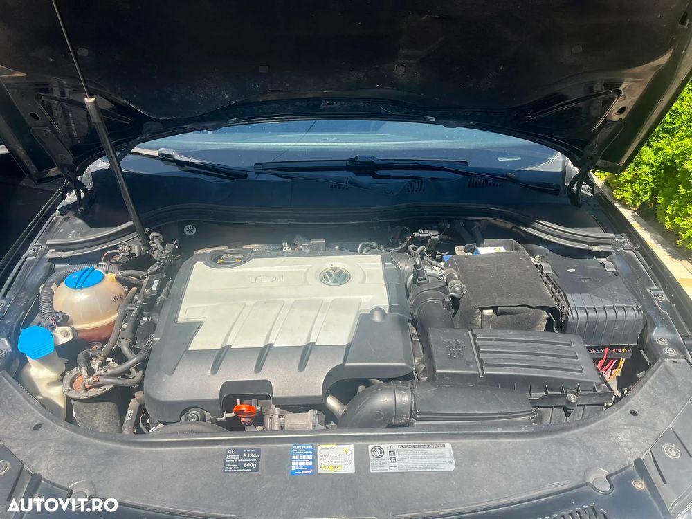 Volkswagen Passat 2.0TDI Comfortline DPF - 6