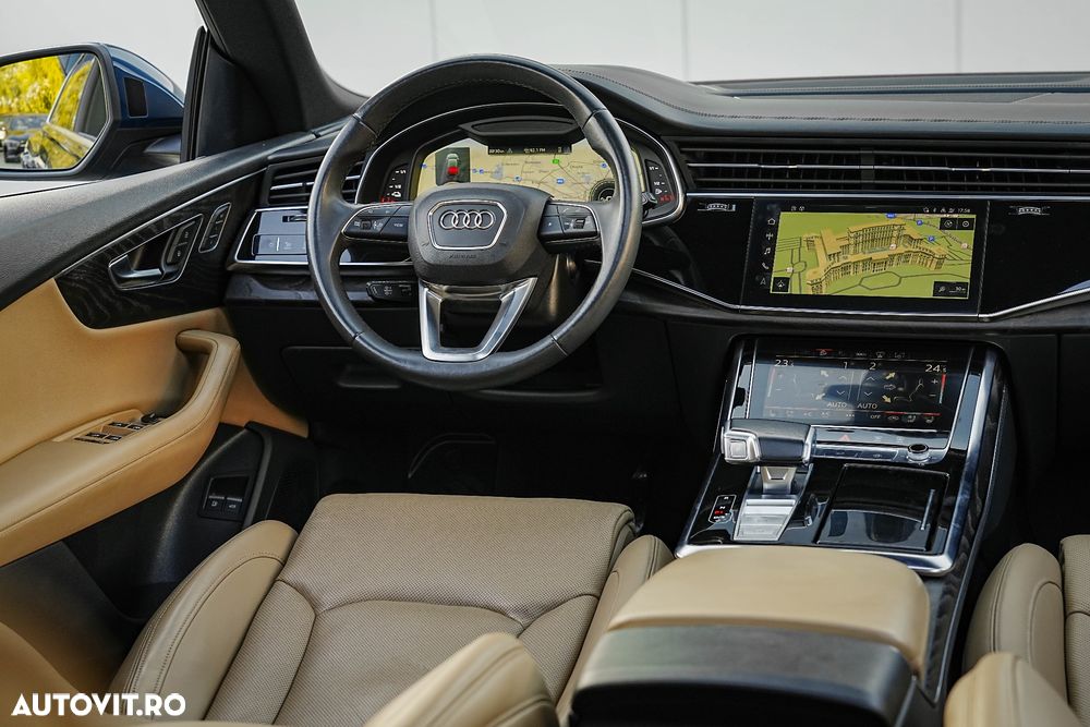 Audi Q8 55 TFSIe quattro tiptronic - 7