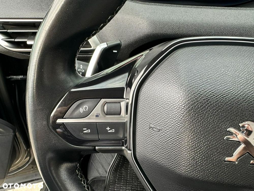 Peugeot 5008 1.5 BlueHDi Active S&S EAT8 - 23