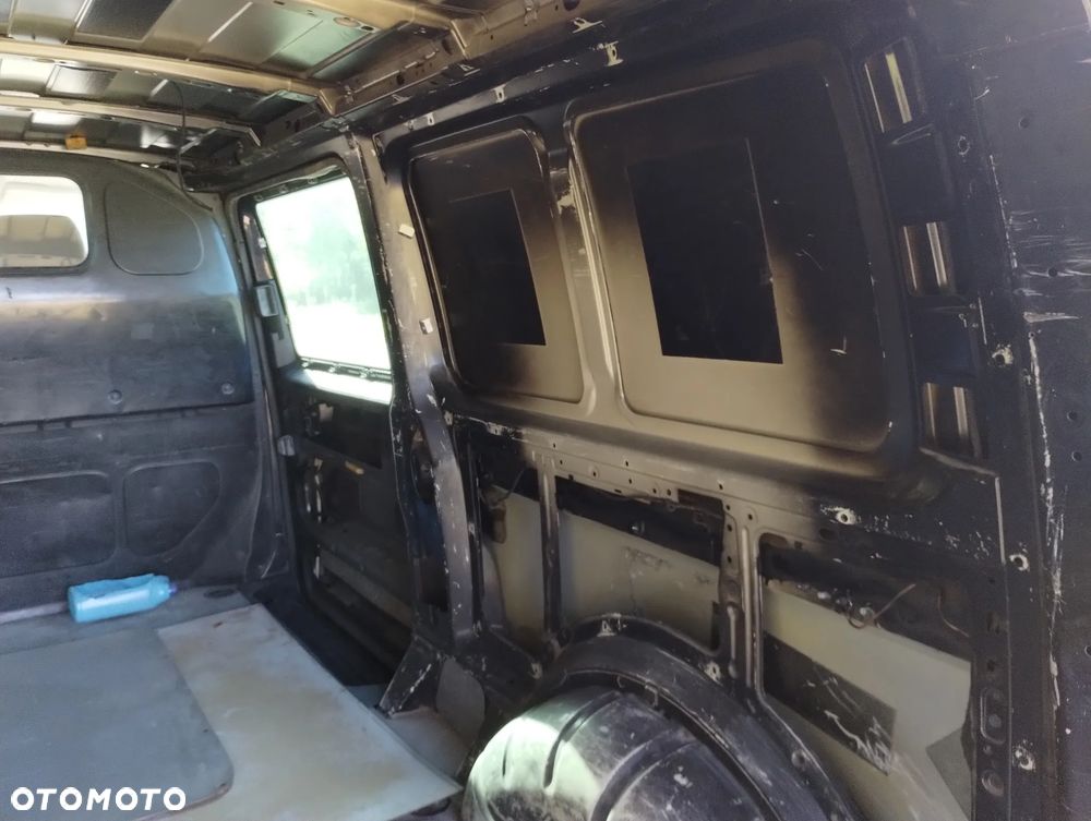 Volkswagen Transporter - 14