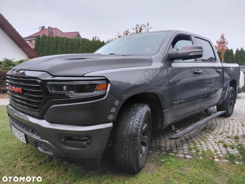 Dodge RAM 5.7 4x4 - 8