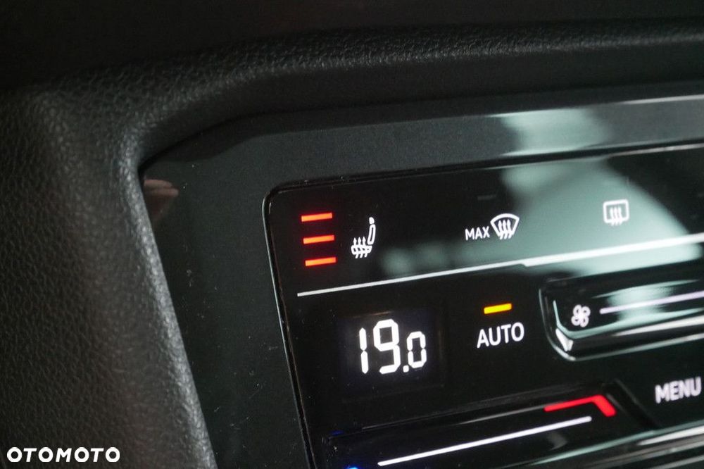 Volkswagen Tiguan 2.0 TDI SCR Life DSG - 24