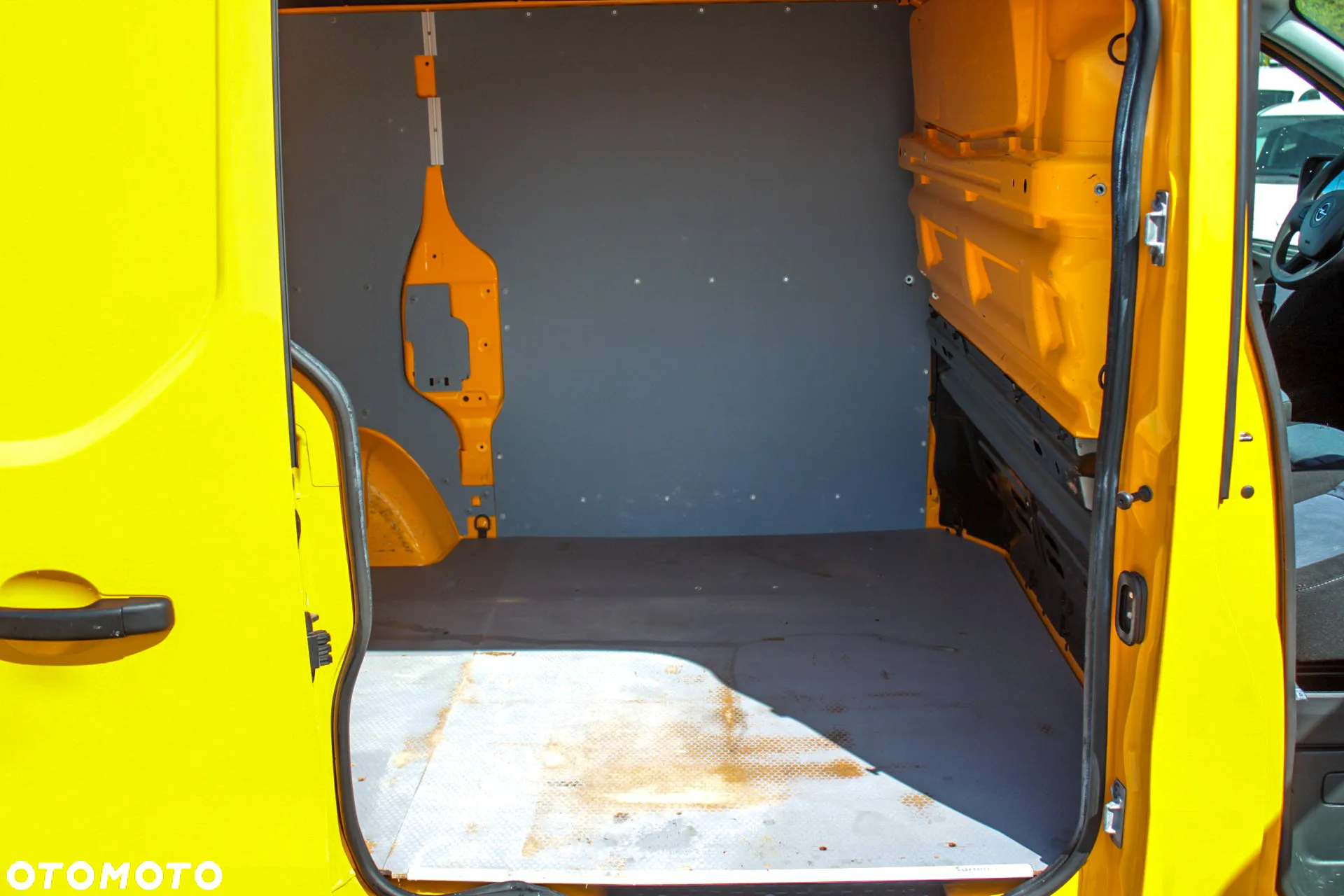 Opel VIVARO - 15
