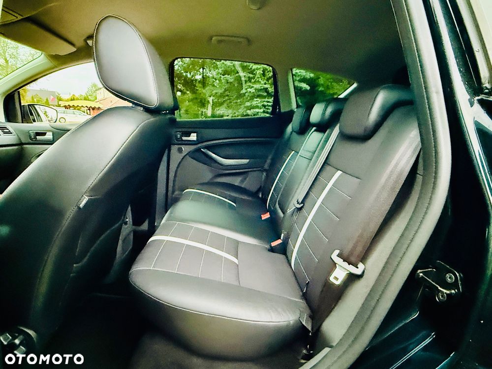 Ford Kuga 2.0 TDCi Titanium MPS6 - 24