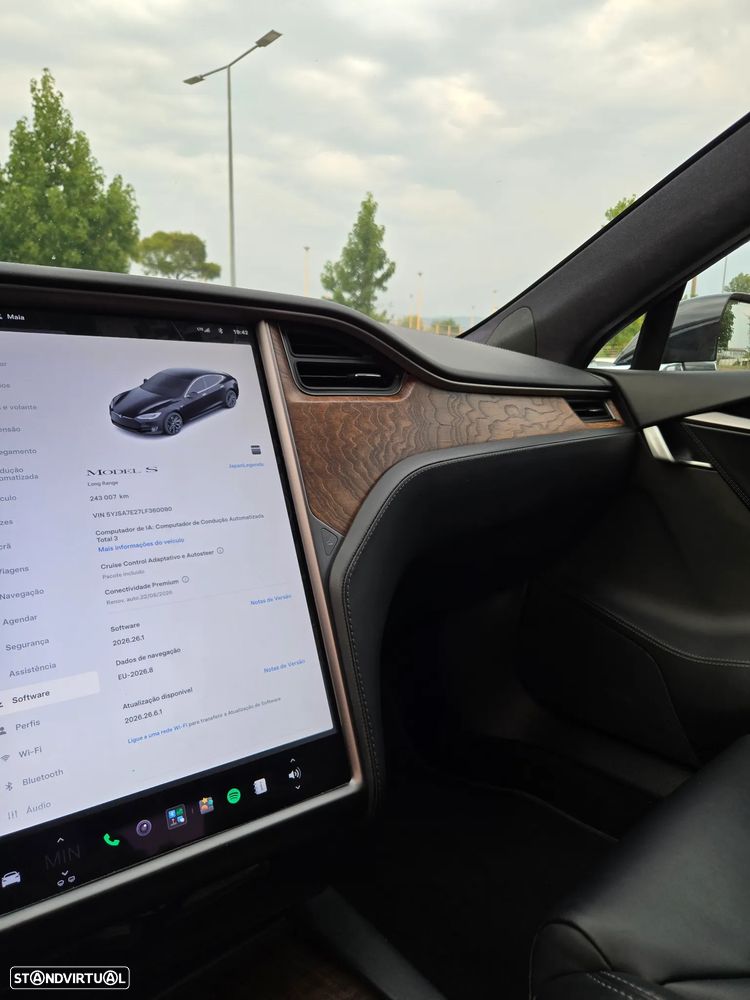 Tesla Model S Long Range - 20
