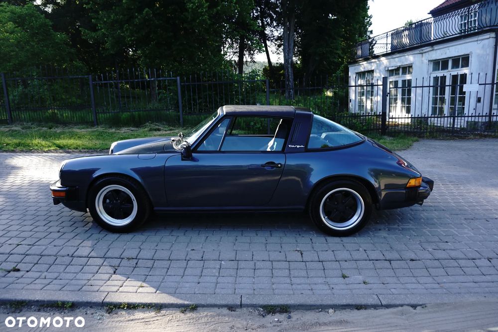 Porsche 911 - 16