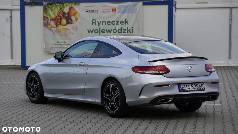 Mercedes-Benz Klasa C 300 9G-TRONIC AMG Line - 6