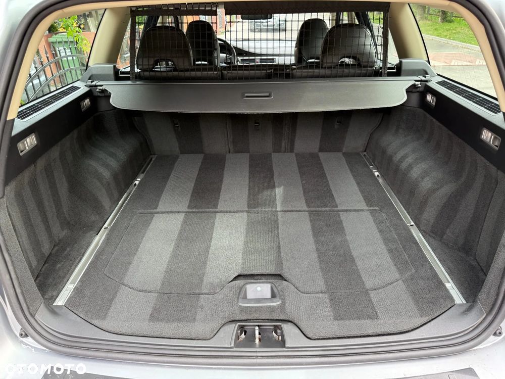 Volvo V70 - 28