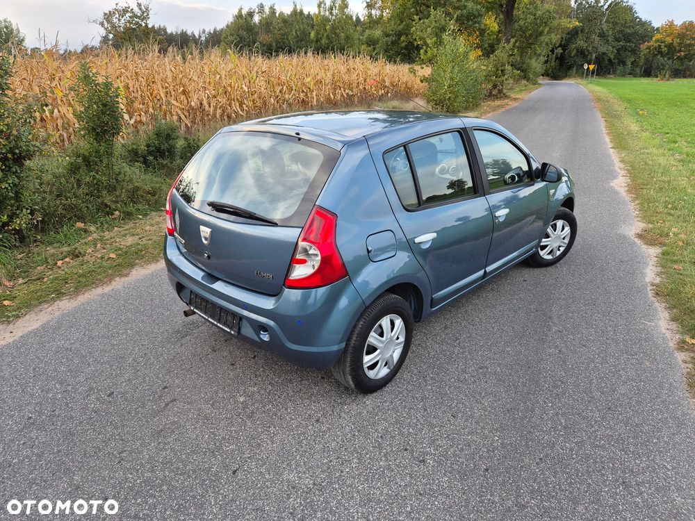 Dacia Sandero - 28