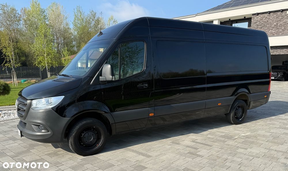 Mercedes-Benz Sprinter - 2