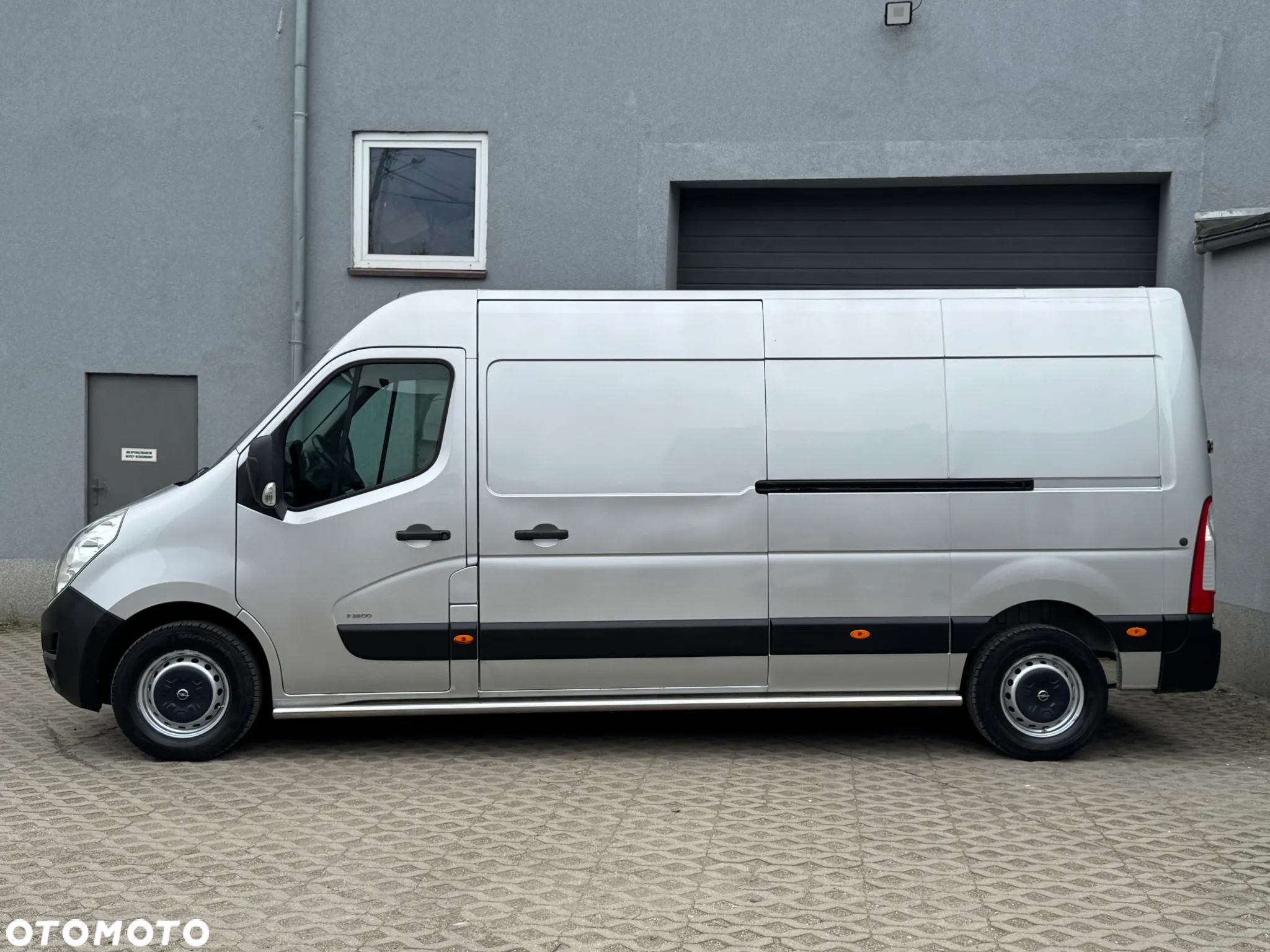 Opel Movano - 10