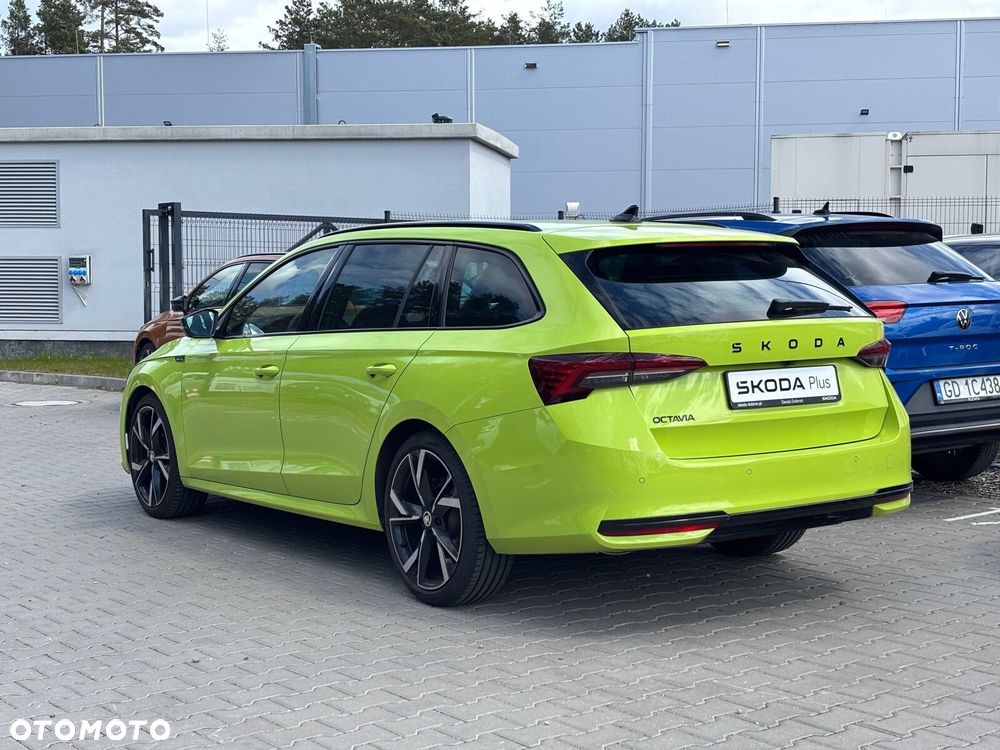 Skoda Octavia 1.5 TSI mHEV Sportline DSG - 2