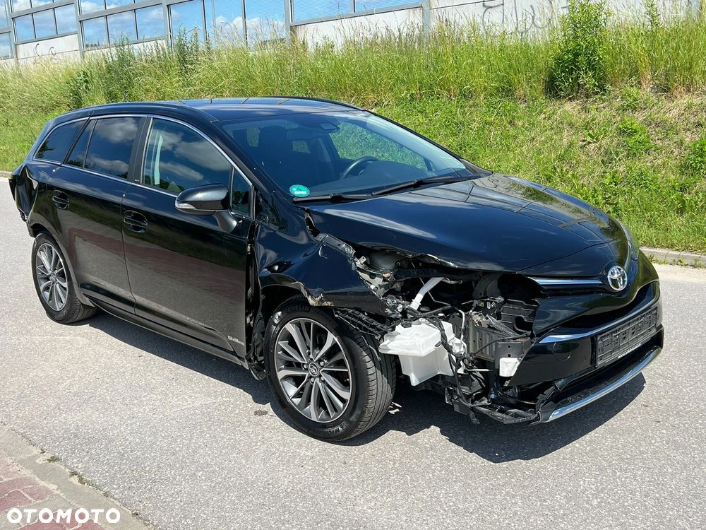 Toyota Avensis Touring Sports 1.8 Edition-S - 12