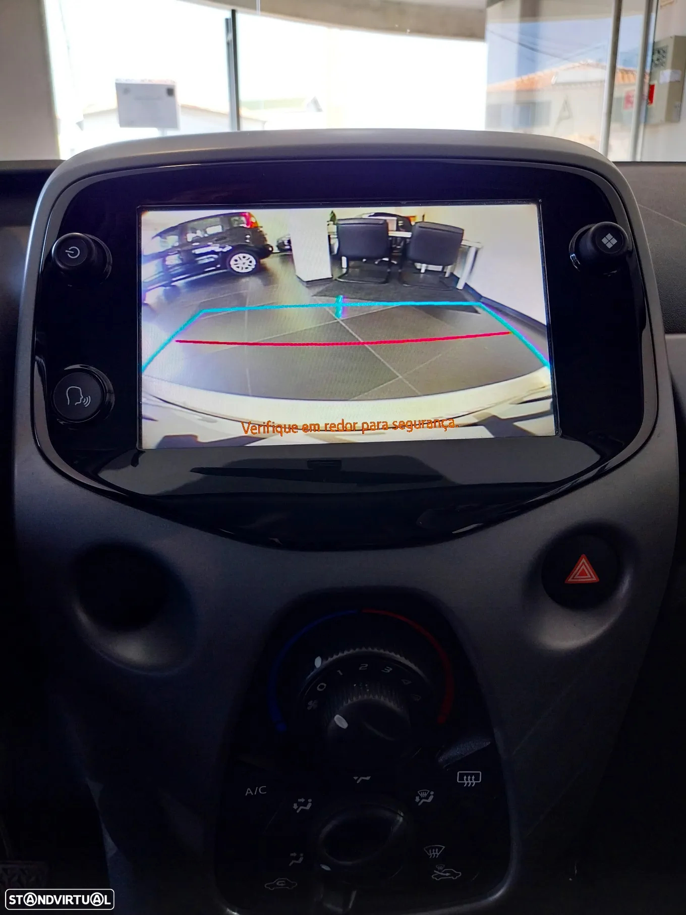 Toyota Aygo 1.0 X-Play+X-Touch - 9