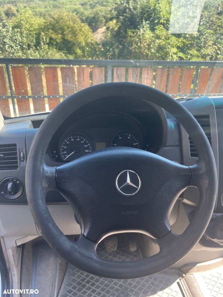 Mercedes-Benz Sprinter - 7