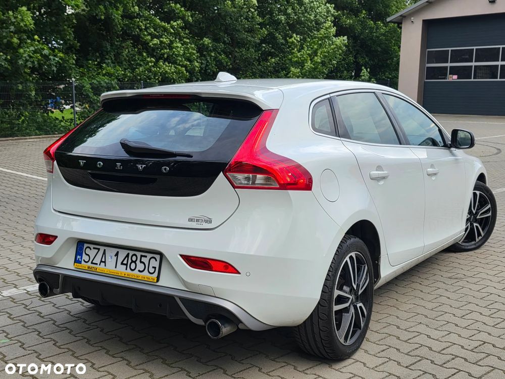 Volvo V40 D4 RDesign - 4