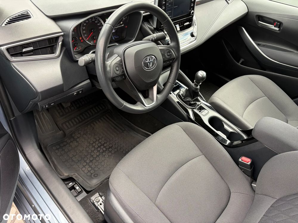 Toyota Corolla 1.5 Comfort - 9