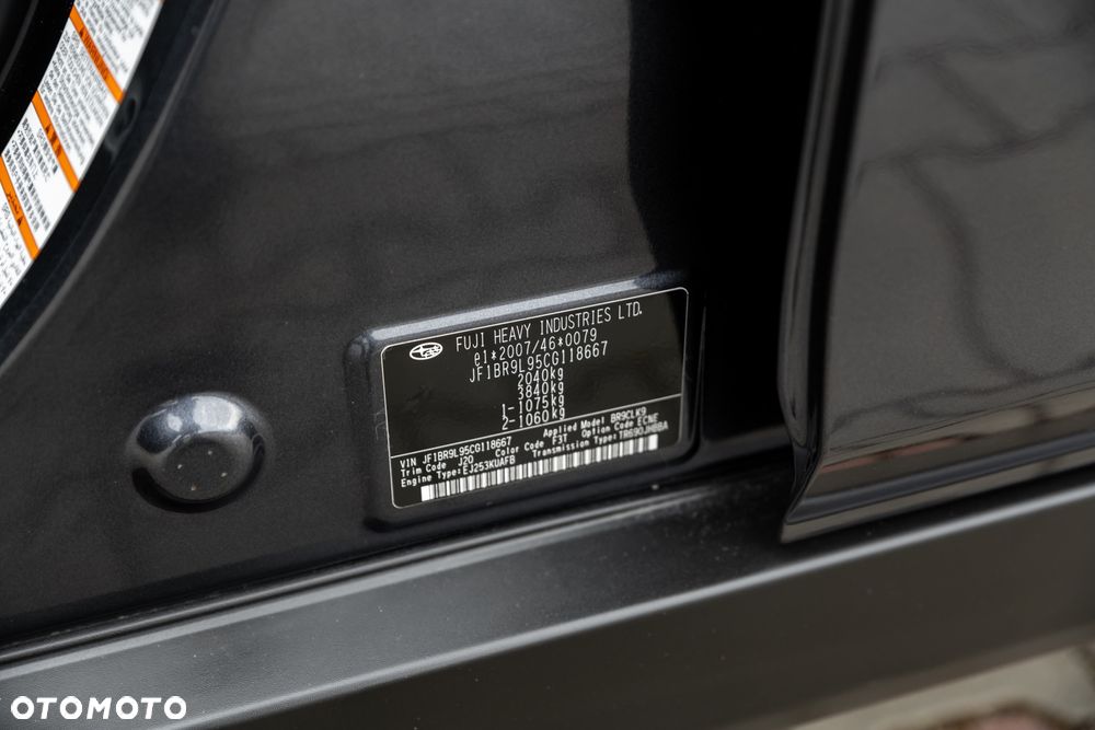 Subaru Outback 2.5i Comfort AT - 24