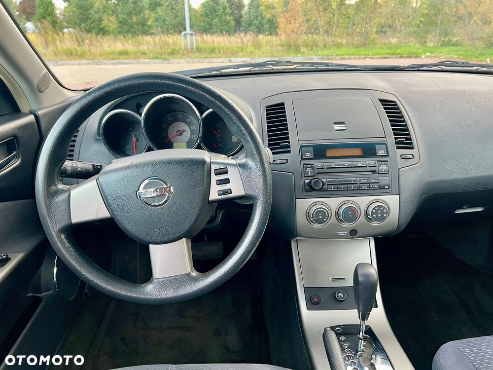 Nissan Altima - 17