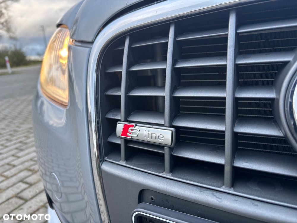 Audi A4 Limousine - 9