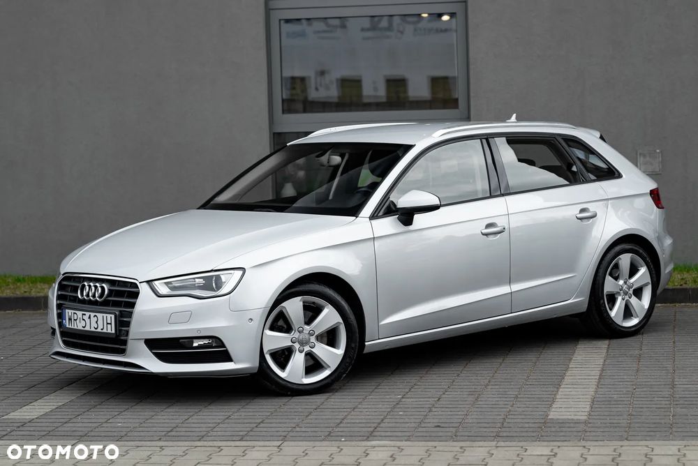 Audi A3 Sportback 1.8 TFSI Attraction - 11