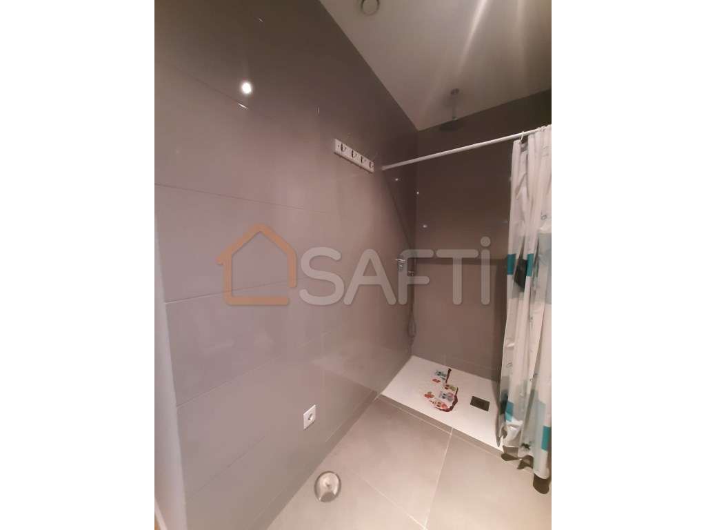 Moradia T4 a 3 minutos da Vila de Monção - Grande imagem: 3/15