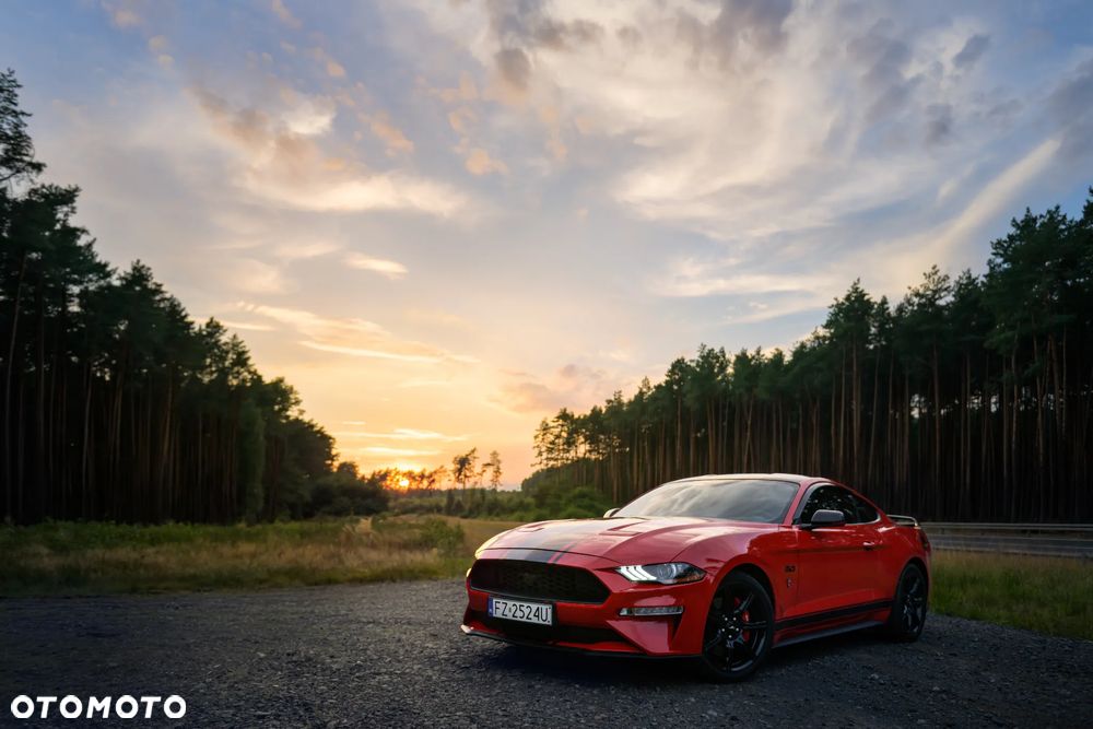 Ford Mustang - 1
