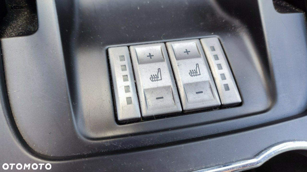 Ford S-Max - 33