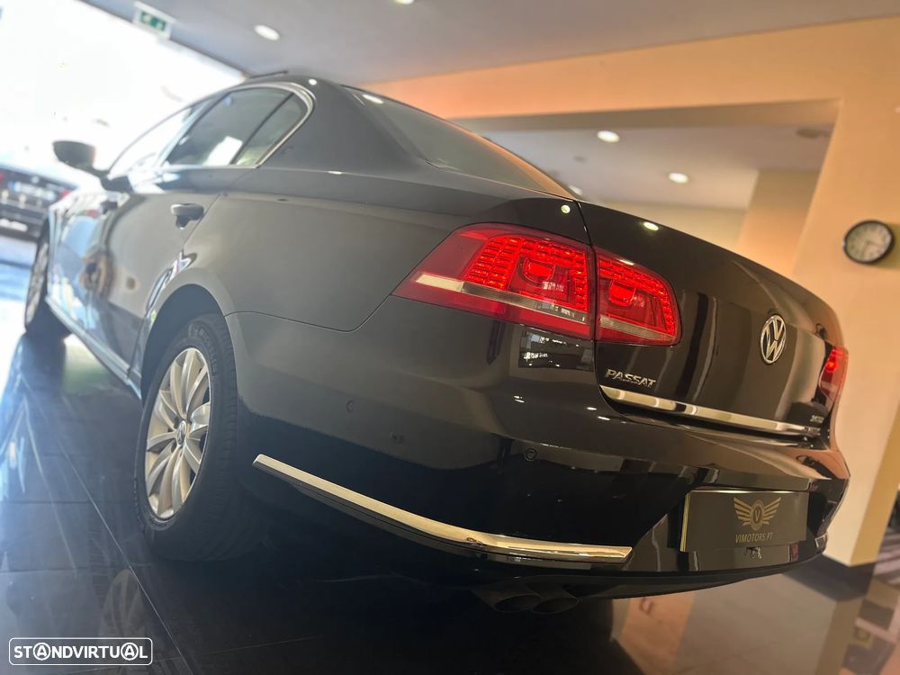 VW Passat 2.0 TDI BlueMotion Trendline - 10