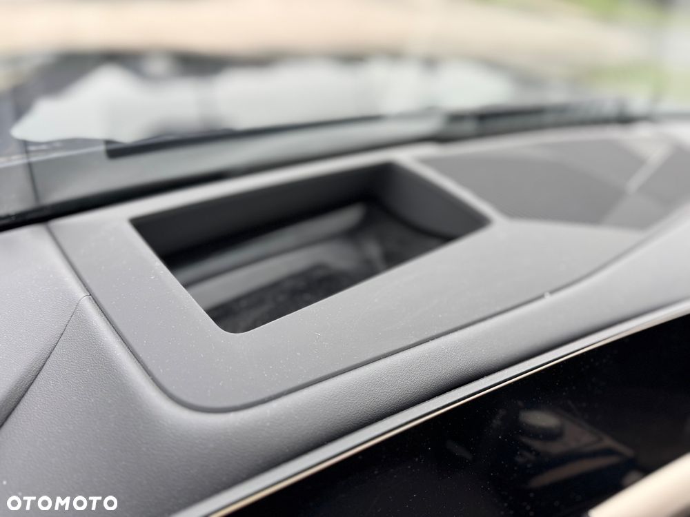 BMW Seria 5 520d - 32