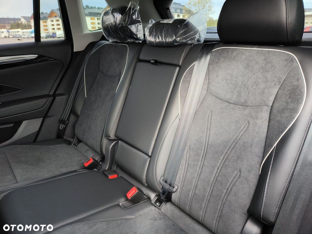 Volkswagen Tiguan 1.5 eTSI Elegance DSG - 17
