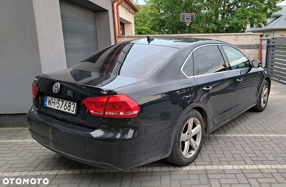 Volkswagen Passat 1.8 TSI Comfortline DSG - 3